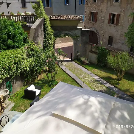 Il Torchio Antico Hotel *